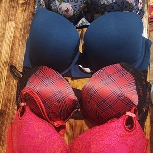 Stylish Women's Intimates Set - Blue, Red, Pink